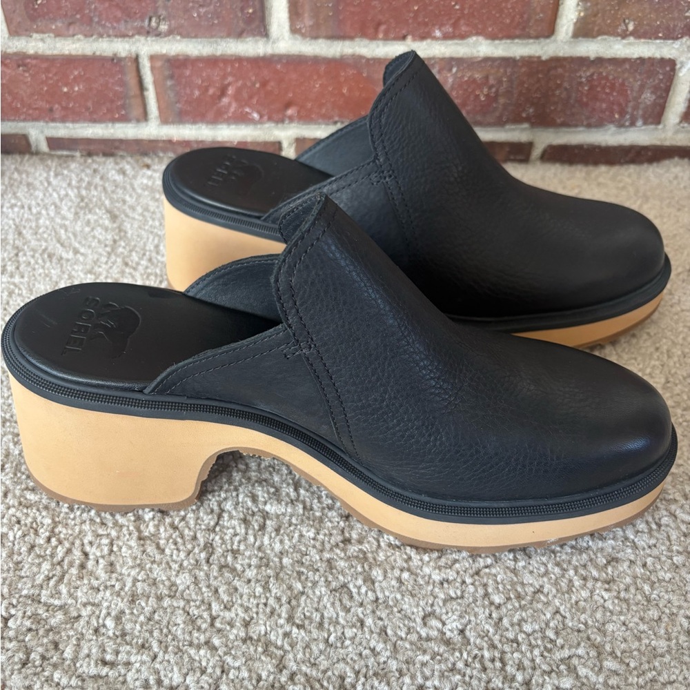 Sorel Black Leather hi line clogs mule shoes